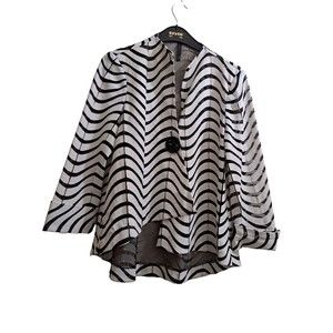 IC by Connie K Jacket Black White Lagenlook Kimono 3/4 Cuffed Button